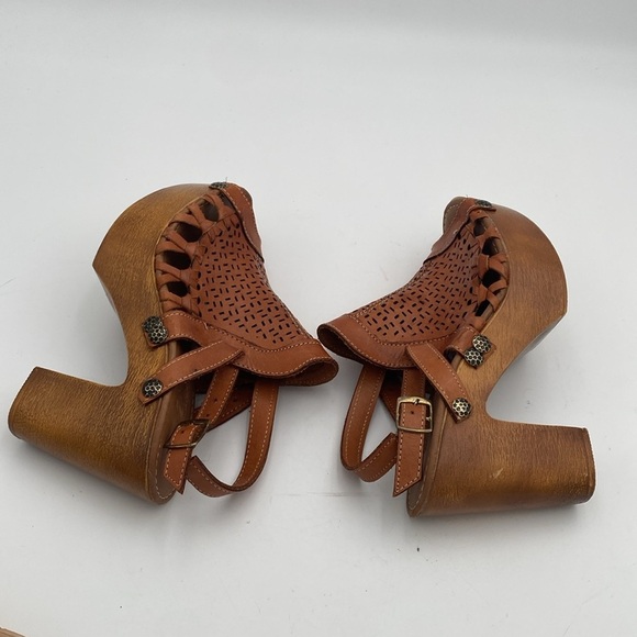 Vintage Brown Leather Mules - Picture 7 of 12